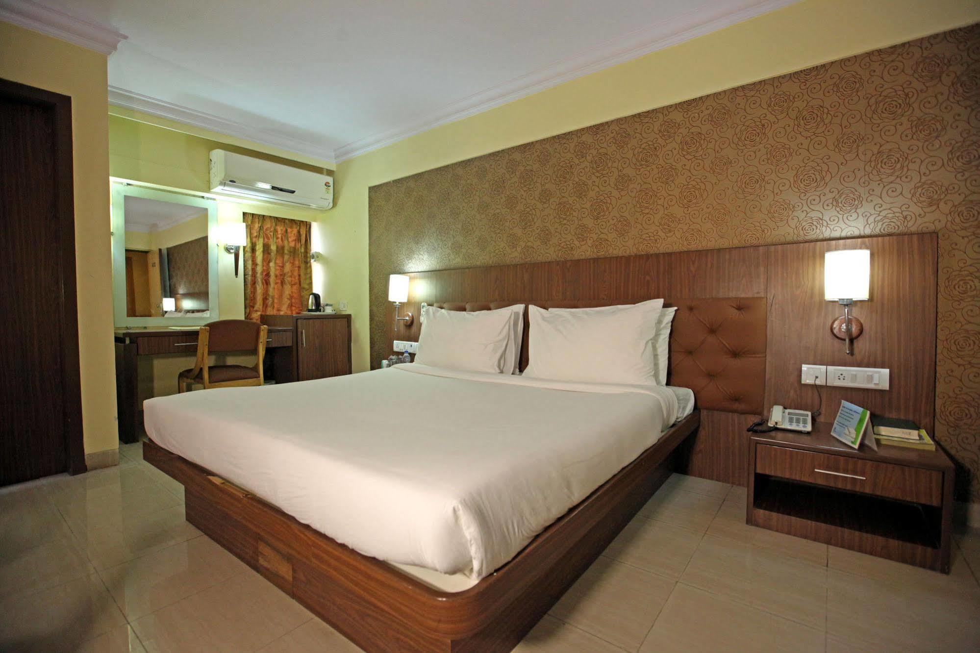 Hotel K Stars Navi Mumbai Exterior photo