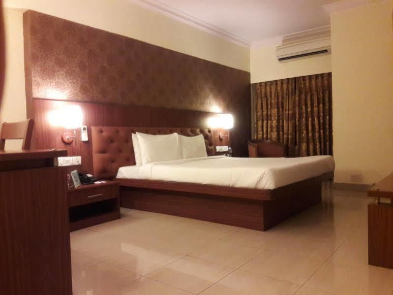 Hotel K Stars Navi Mumbai Exterior photo