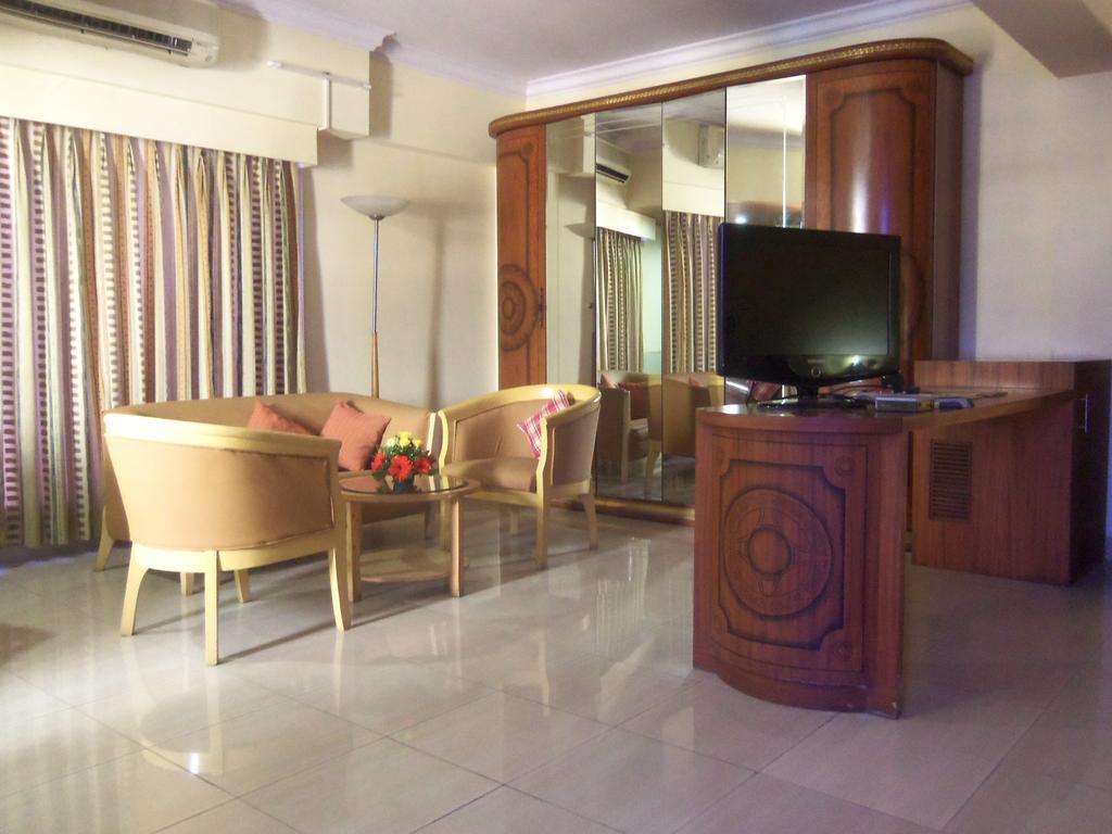 Hotel K Stars Navi Mumbai Exterior photo